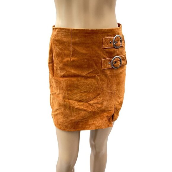 BlankNYC Suede Leather Mini Skirt Double Buckle Detail Back Zipper Women 26 - Picture 5 of 16